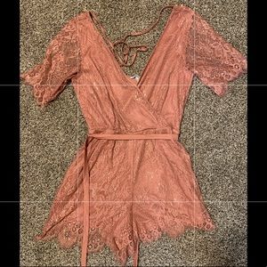 Charlotte Russe, Dusty Rose lace romper, Size: XS